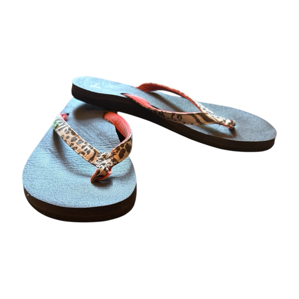 Sanuk Leopard Print Flip Flops - Sz 8